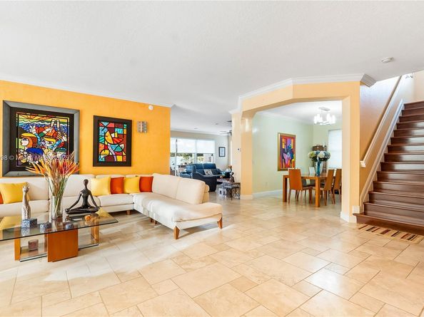 15697 SW 53rd St, Miramar FL 33027