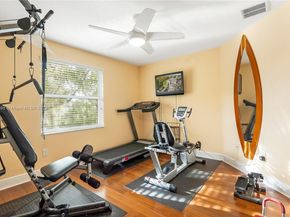 15697 SW 53rd St, Miramar FL 33027