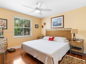 15697 SW 53rd St, Miramar FL 33027