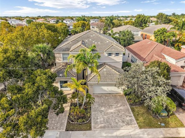 15697 SW 53rd St, Miramar FL 33027