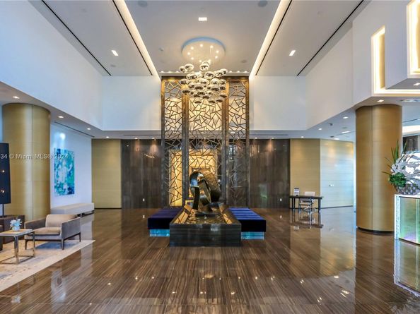 17301 Biscayne Blvd 1201, North Miami Beach FL 33160