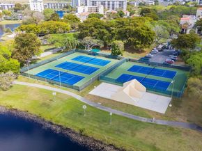 2322 S Cypress Bend Dr 311, Pompano Beach FL 33069