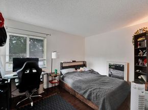 2747 Pinewood Ct, Davie FL 33328