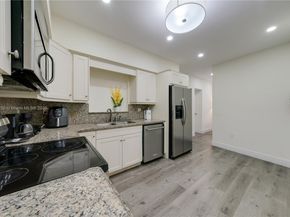 124 SW 51st Pl, Miami FL 33134