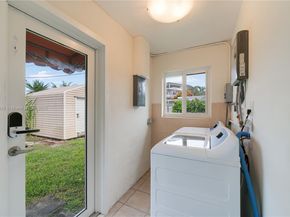 124 SW 51st Pl, Miami FL 33134