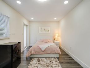 124 SW 51st Pl, Miami FL 33134
