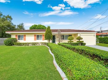 124 SW 51st Pl