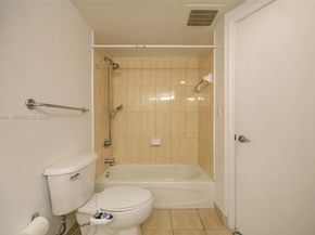 1750 N Bayshore Dr 3801, Miami FL 33132