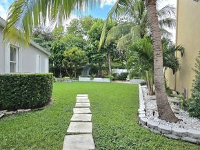 1406 NW 159th Ln, Pembroke Pines FL 33028