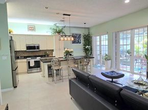 1406 NW 159th Ln, Pembroke Pines FL 33028
