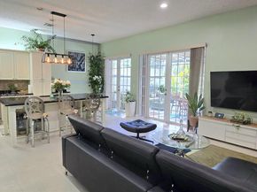 1406 NW 159th Ln, Pembroke Pines FL 33028