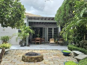 1406 NW 159th Ln, Pembroke Pines FL 33028