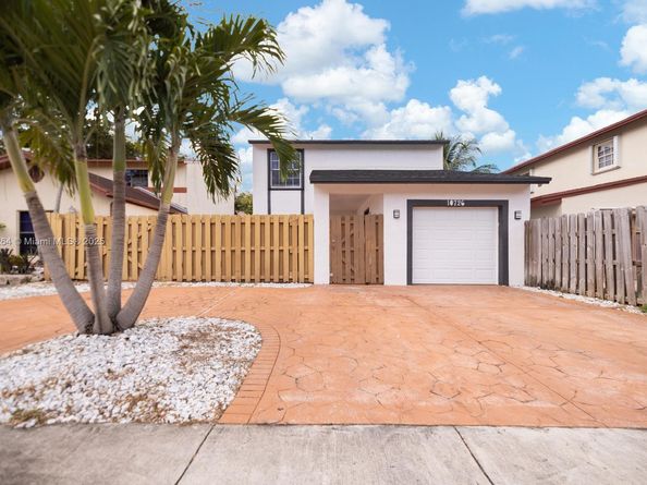 10726 SW 147th Ct, Miami FL 33196