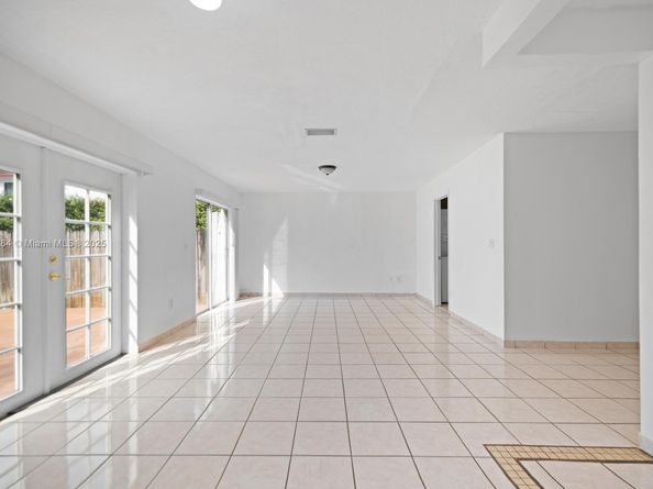 10726 SW 147th Ct, Miami FL 33196