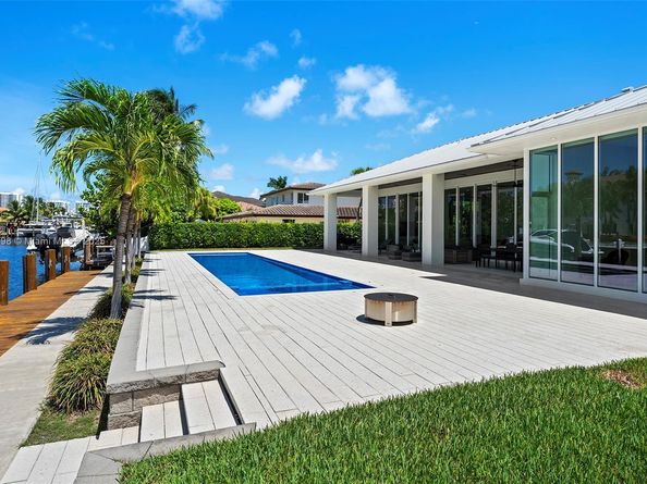 2815 NE 26th Pl, Fort Lauderdale FL 33306