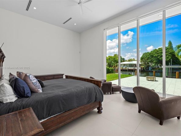 2815 NE 26th Pl, Fort Lauderdale FL 33306