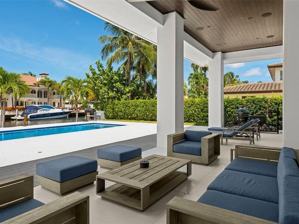 2815 NE 26th Pl, Fort Lauderdale FL 33306