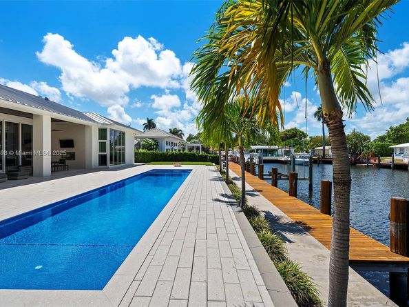 2815 NE 26th Pl, Fort Lauderdale FL 33306
