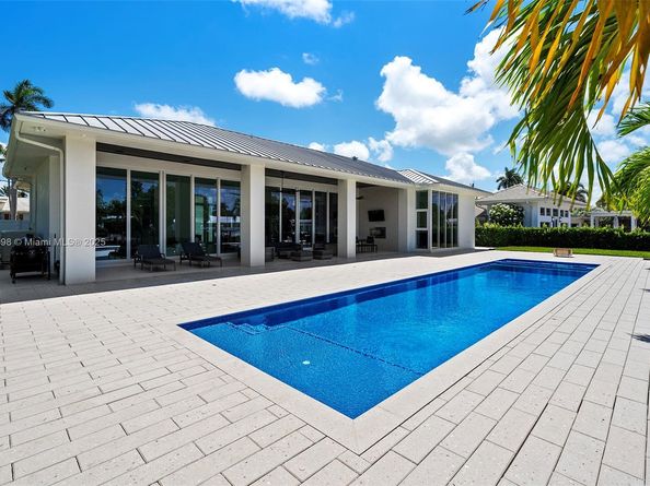 2815 NE 26th Pl, Fort Lauderdale FL 33306