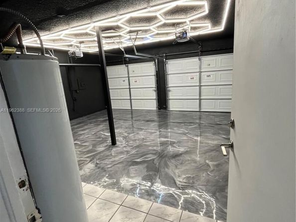 7415 Coldstream Dr, Hialeah FL 33015