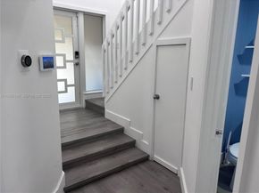 7415 Coldstream Dr, Hialeah FL 33015