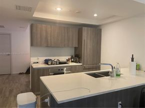 801 S Miami Ave 2207, Miami FL 33130