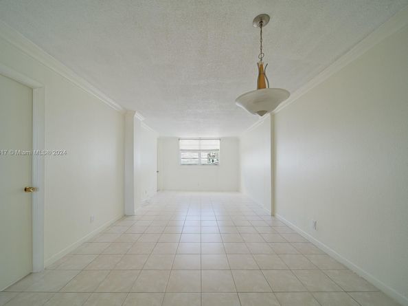 2903 N Miami Beach Blvd 1006, North Miami Beach FL 33160