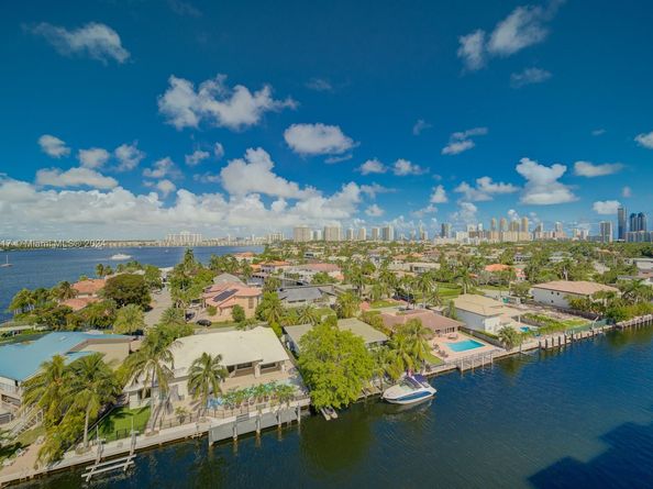 2903 N Miami Beach Blvd 1006, North Miami Beach FL 33160