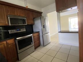 2183 NE 122nd St 2183, North Miami FL 33181