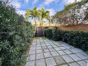 2183 NE 122nd St 2183, North Miami FL 33181