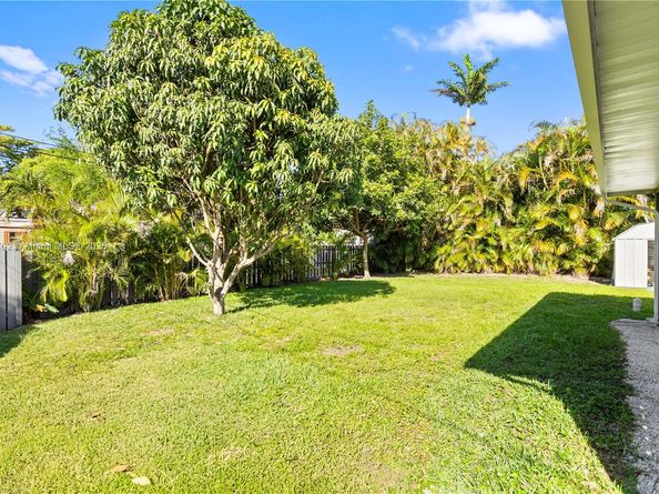 5401 Fillmore St, Hollywood FL 33021