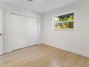 5401 Fillmore St, Hollywood FL 33021