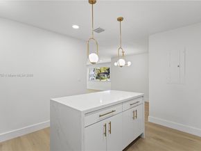5401 Fillmore St, Hollywood FL 33021