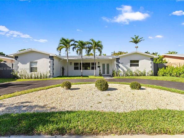 5401 Fillmore St, Hollywood FL 33021
