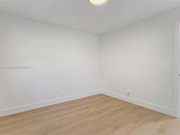 5401 Fillmore St, Hollywood FL 33021