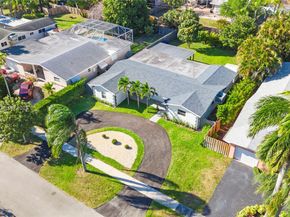 5401 Fillmore St, Hollywood FL 33021