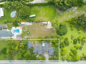 5400 Palm Tree Rd, Plantation FL 33317