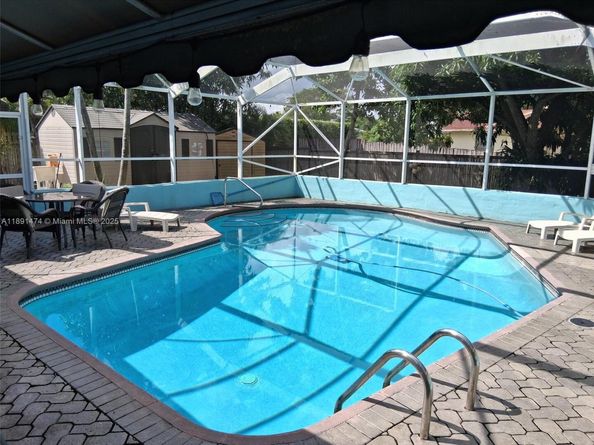 2100 N 54th Ave, Hollywood FL 33021