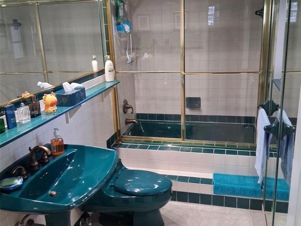 2100 N 54th Ave, Hollywood FL 33021