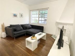 439 15th St 18, Miami Beach FL 33139