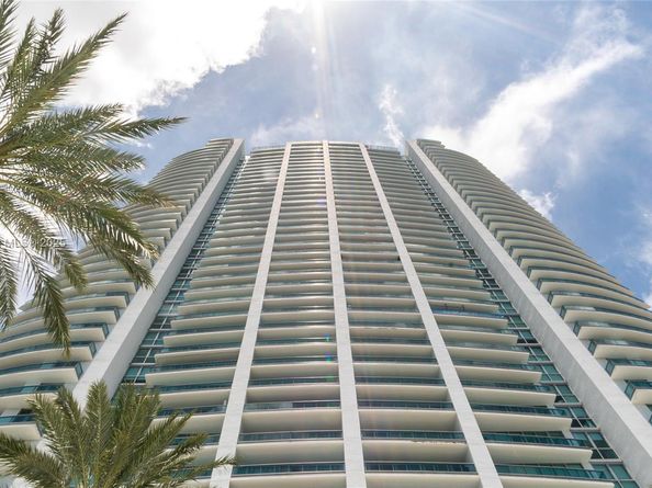 1331 Brickell Bay Dr 1402, Miami FL 33131
