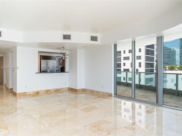 1331 Brickell Bay Dr 1402, Miami FL 33131