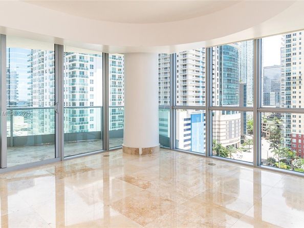 1331 Brickell Bay Dr 1402, Miami FL 33131