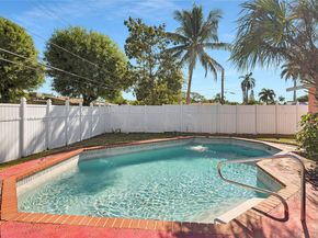 1412 NW 63rd Ave, Margate FL 33063