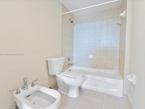 4242 NW 2 St 1601, Miami FL 33126