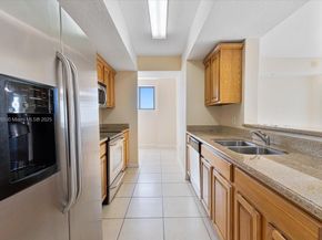 4242 NW 2 St 1601, Miami FL 33126