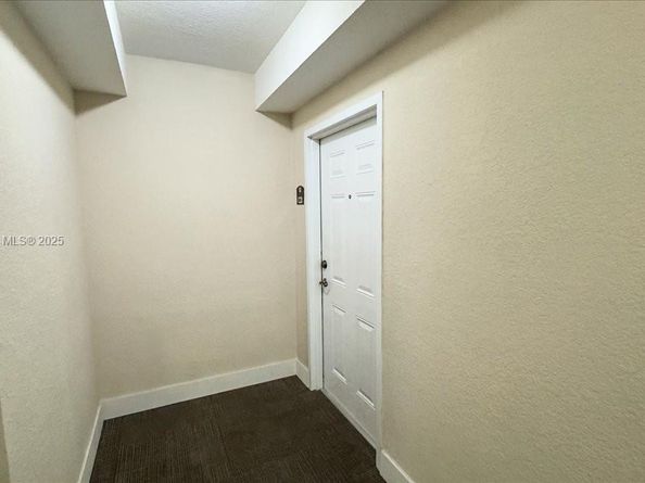 4242 NW 2 St 1601, Miami FL 33126