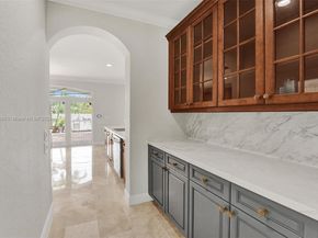 827 SE 2nd Ct, Fort Lauderdale FL 33301