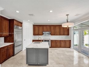 827 SE 2nd Ct, Fort Lauderdale FL 33301