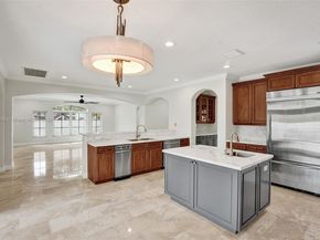 827 SE 2nd Ct, Fort Lauderdale FL 33301